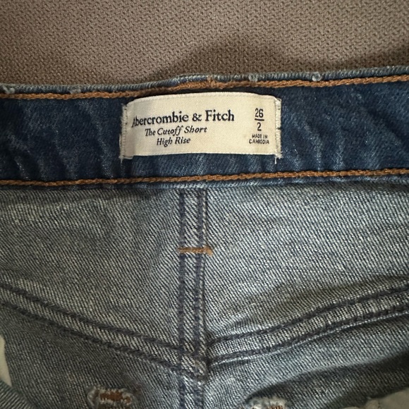 Abercrombie & Fitch Blue Jean Shorts High-Waisted Distressed - Picture 3 of 3